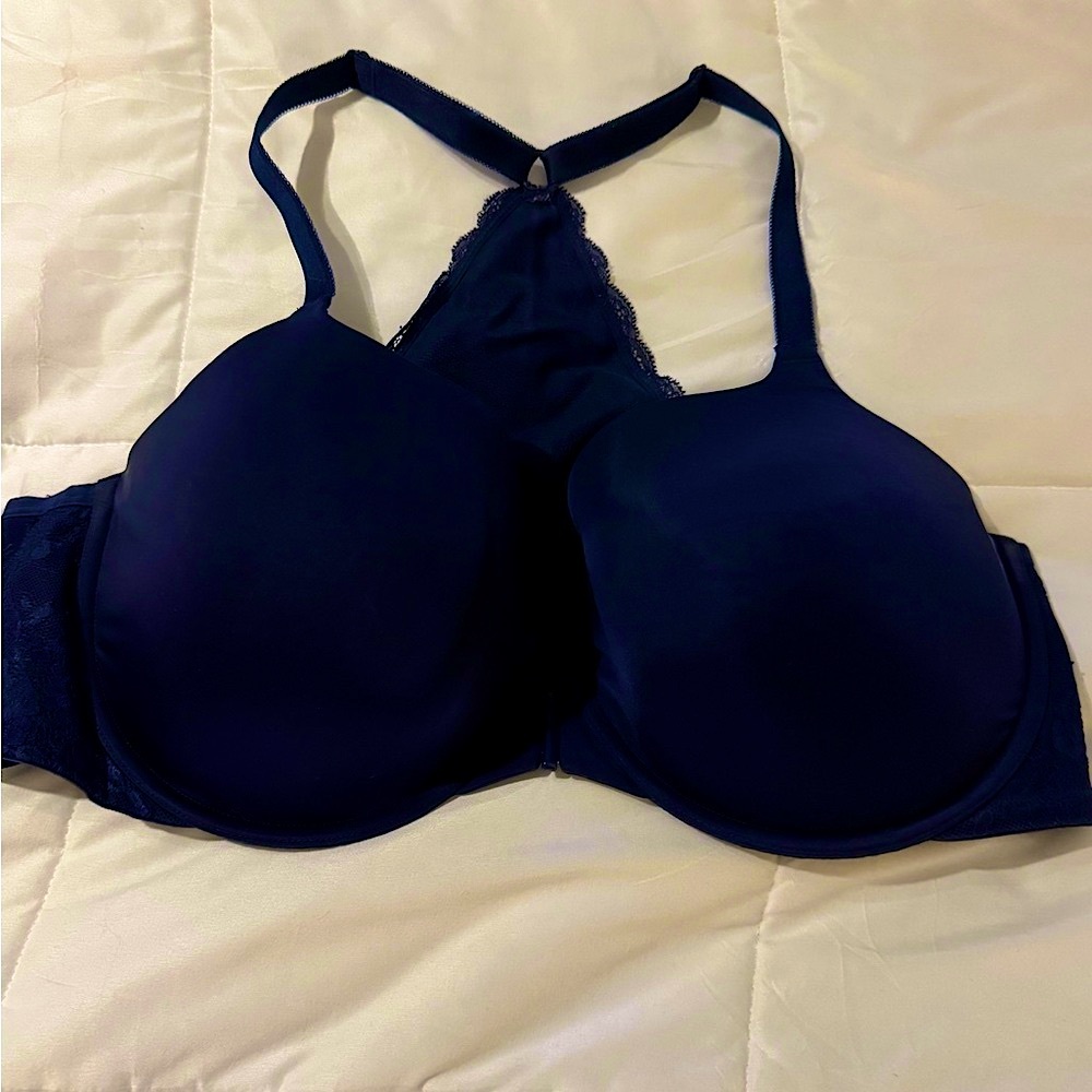 40DD Elegant Navy Blue Racer Back Lace Bra